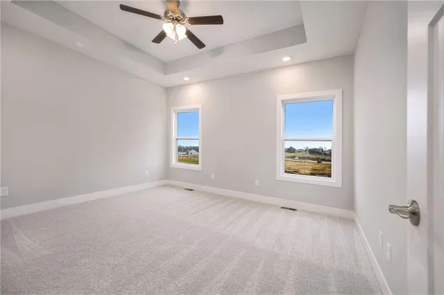 $350,000 | 709 Ridge Drive, Smithville, MO 64089