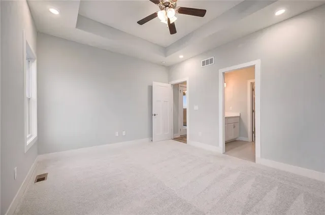 $350,000 | 709 Ridge Drive, Smithville, MO 64089