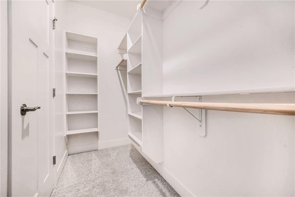 709 Ridge Drive Smithville, MO 64089 - Photo 17 of 33