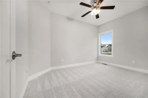 $350,000 | 709 Ridge Drive, Smithville, MO 64089