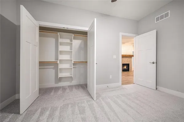 $350,000 | 709 Ridge Drive, Smithville, MO 64089