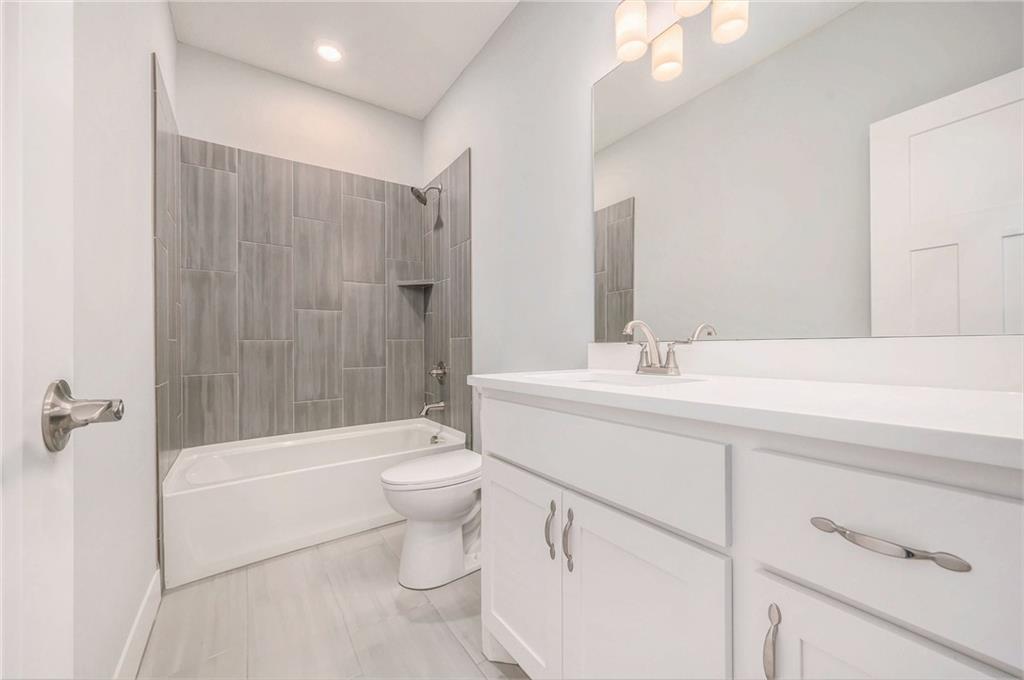 709 Ridge Drive Smithville, MO 64089 - Photo 21 of 33