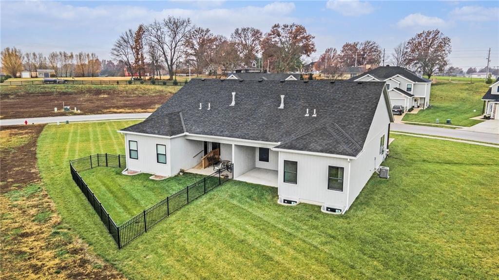 709 Ridge Drive Smithville, MO 64089 - Photo 31 of 33