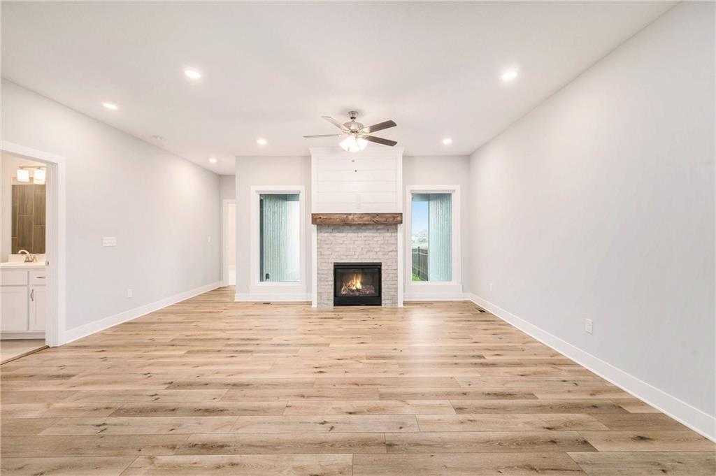 709 Ridge Drive Smithville, MO 64089 - Photo 7 of 33