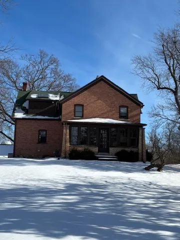 $2,500 | 1245 Main Street, Antioch, IL 60002