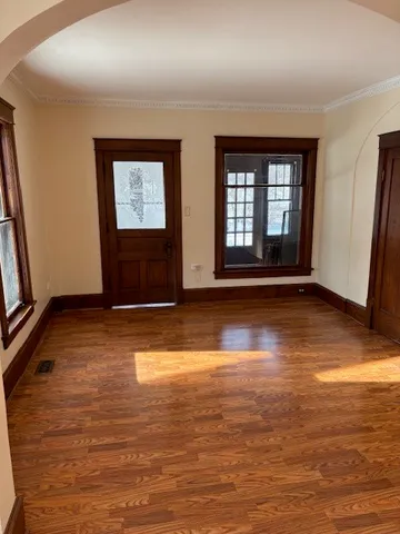 $2,500 | 1245 Main Street, Antioch, IL 60002