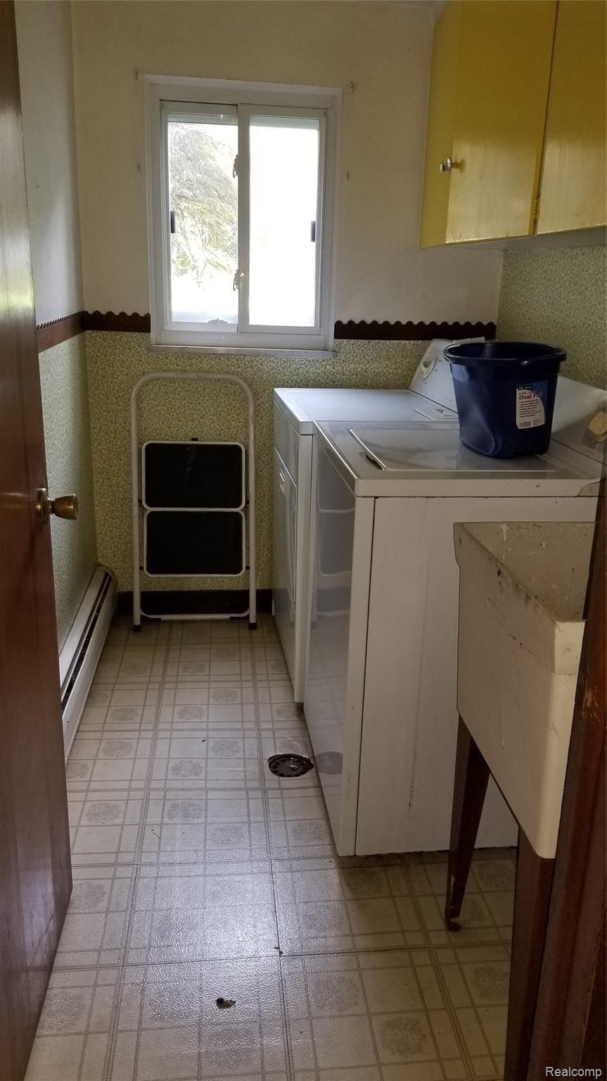 19325 Wahrman Road New Boston, MI 48164 - Photo 48 of 57 Laundry1.jpg