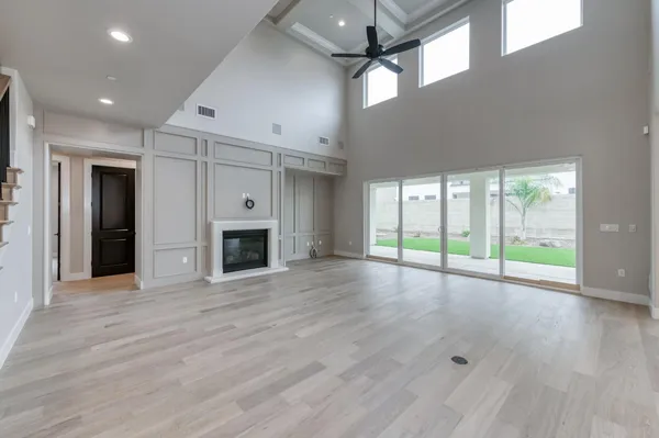 $1,625,000 | 11574 North Range View Drive, Fresno, CA 93730