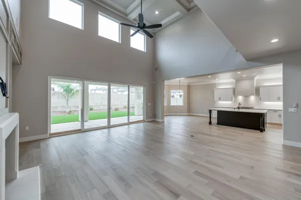 $1,625,000 | 11574 North Range View Drive, Fresno, CA 93730