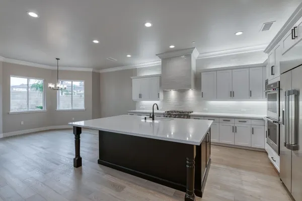 $1,625,000 | 11574 North Range View Drive, Fresno, CA 93730