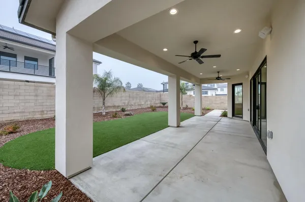 $1,625,000 | 11574 North Range View Drive, Fresno, CA 93730