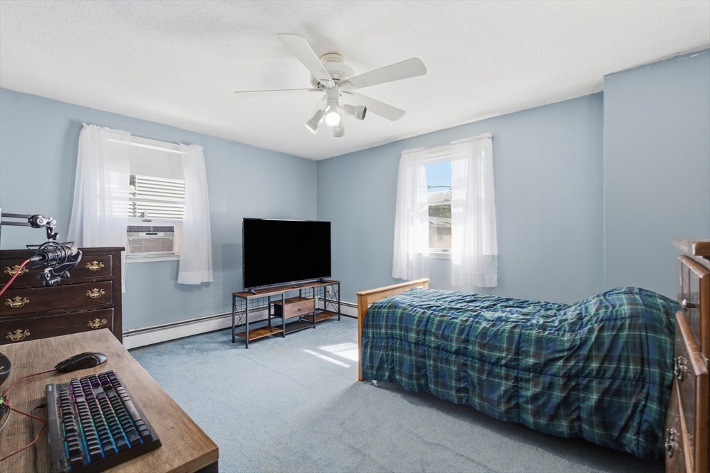 137 Maplewood Road Lynn, MA 01904 - Photo 19 of 39