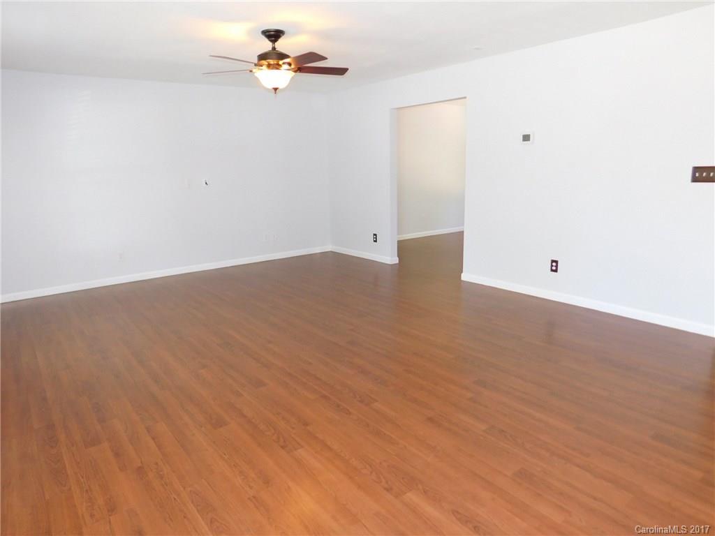 10304 Gold Pan Road Charlotte, NC 28215 - Photo 2 of 24 Gallery Image 2