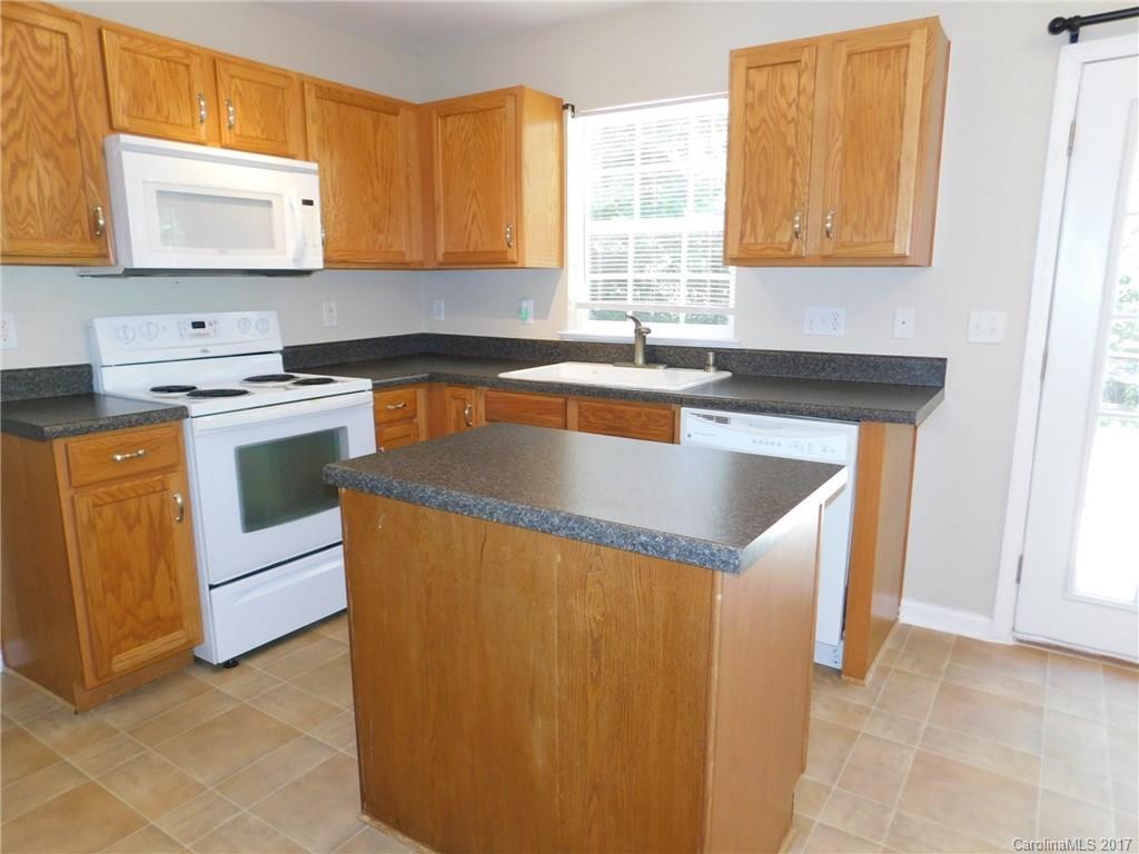 10304 Gold Pan Road Charlotte, NC 28215 - Photo 12 of 24 Gallery Image 12