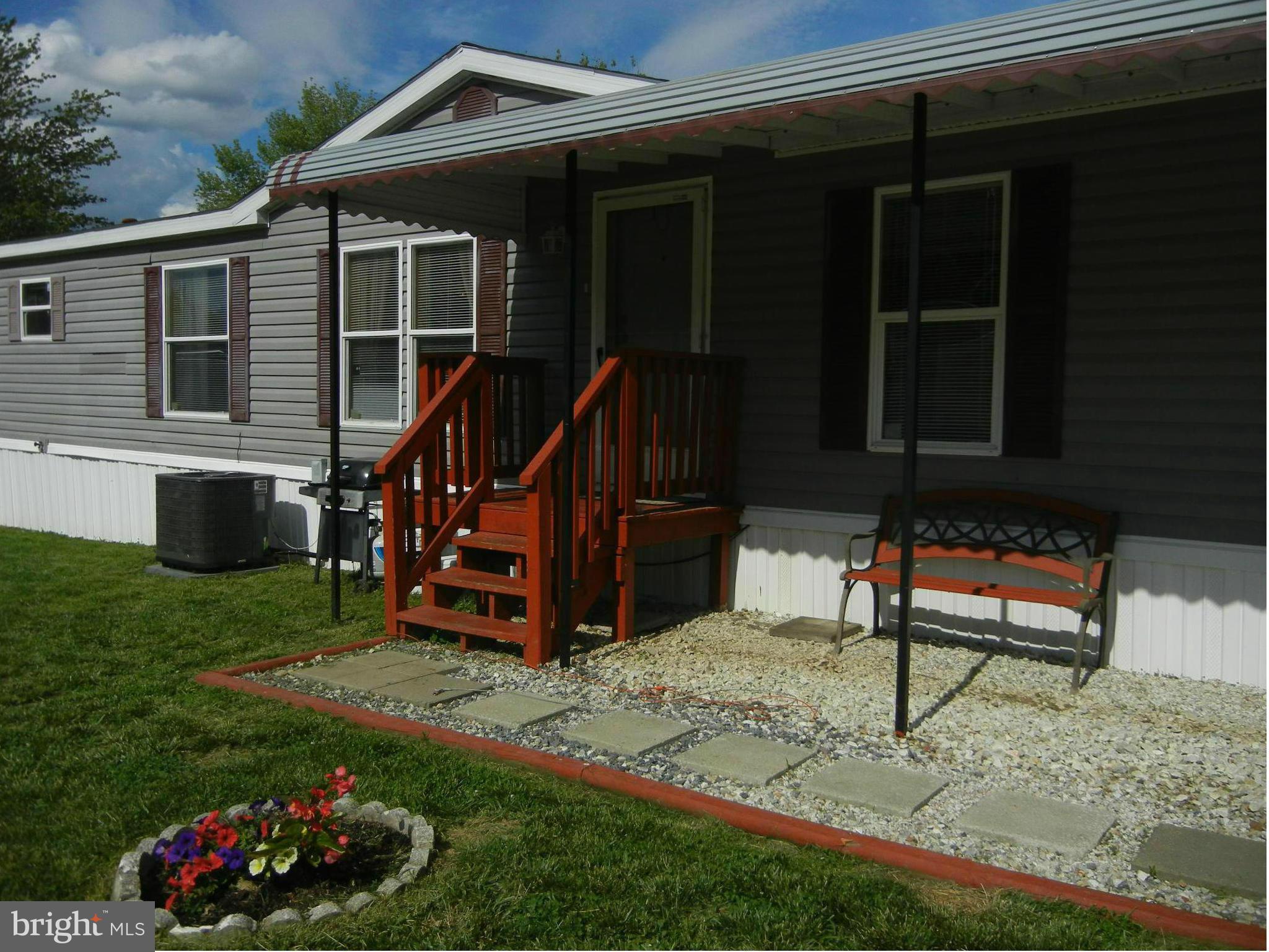 261 Rips Drive Lothian, MD 20711 - Photo 1 of 19 Exterior (Front)