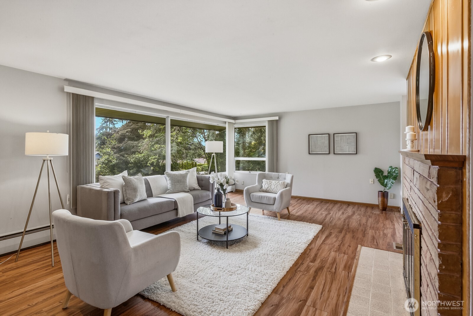3822 Shelby Road Lynnwood, WA 98087 - Photo 5 of 40 a living room with furniture and a large window