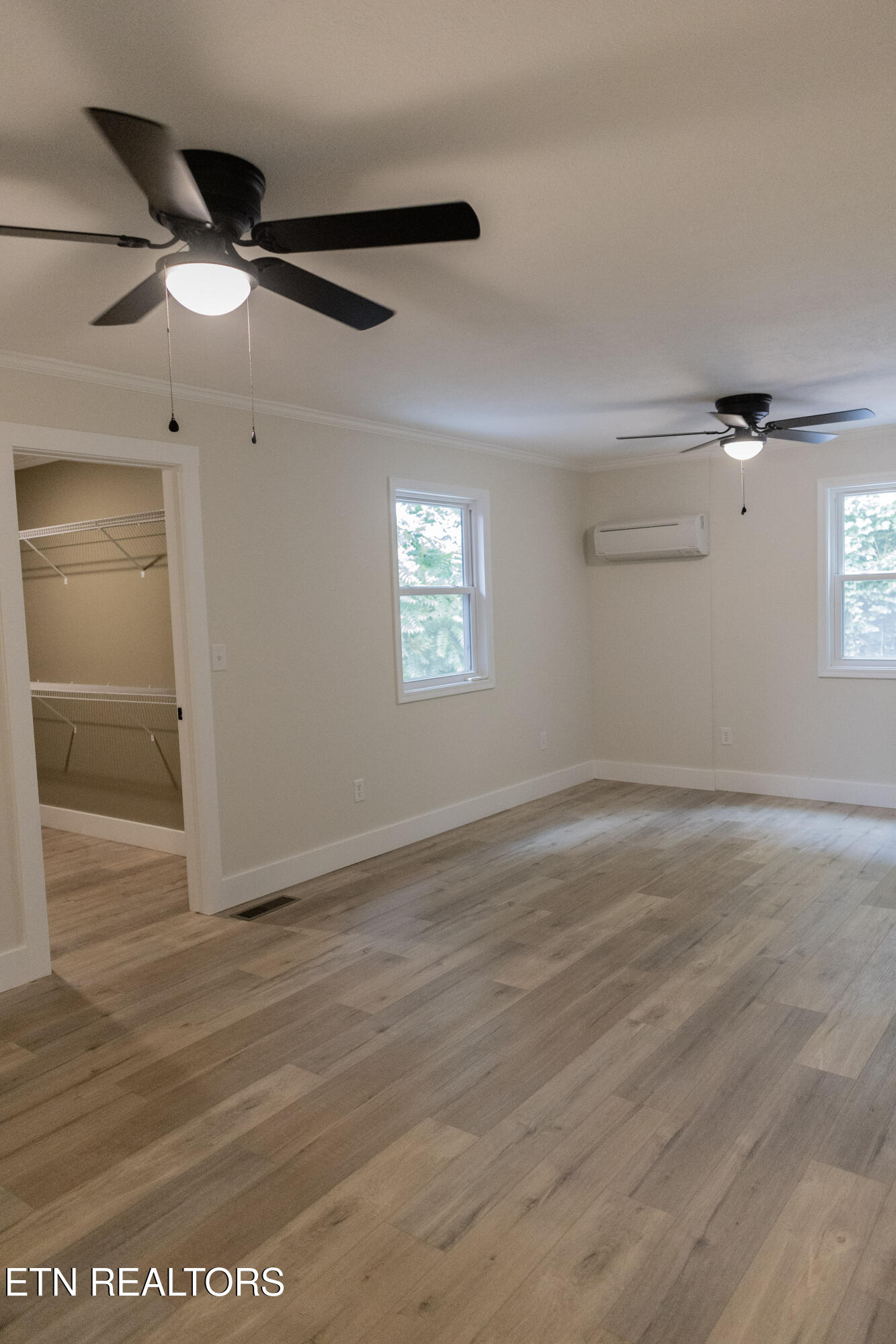 7288 Lakeshore Drive Rutledge, TN 37861 - Photo 37 of 56 Master Bedroom