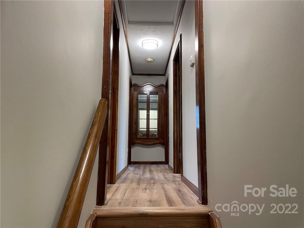 404 Bryant Road Morganton, NC 28655 - Photo 12 of 37 Gallery Image 12