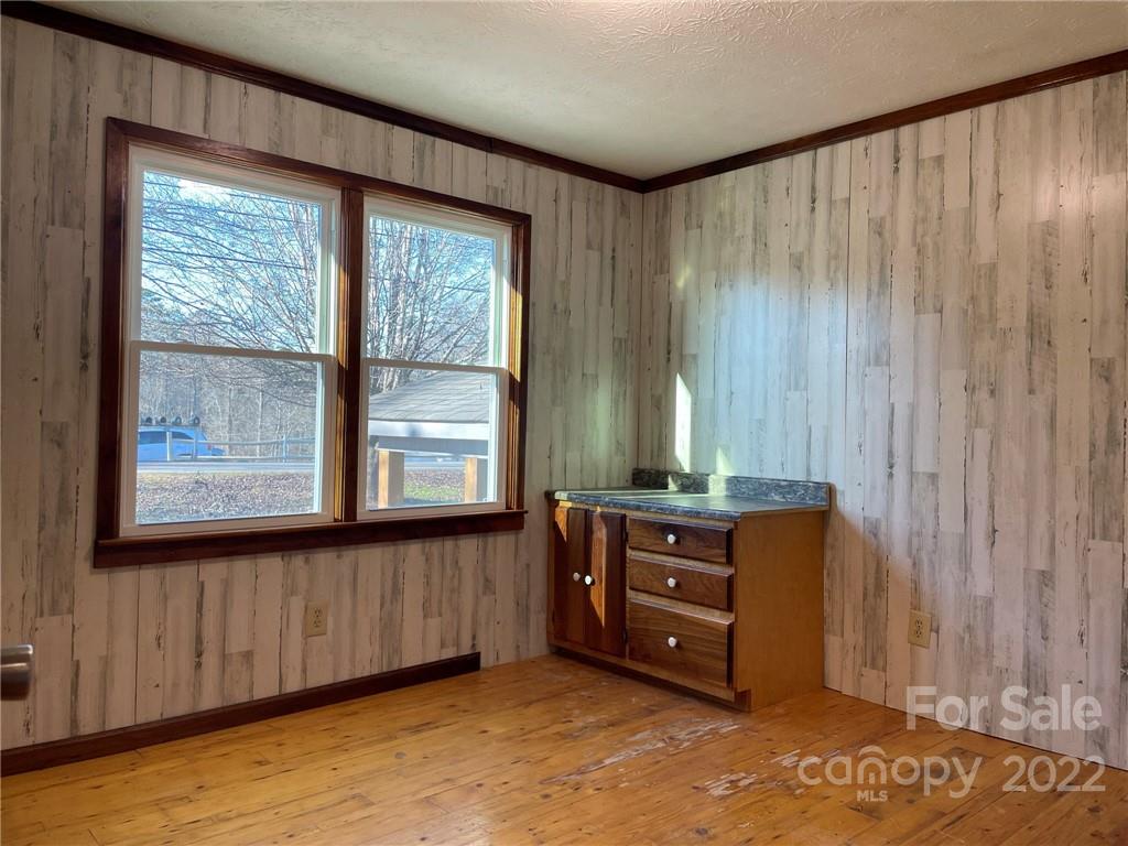 404 Bryant Road Morganton, NC 28655 - Photo 17 of 37 Gallery Image 17
