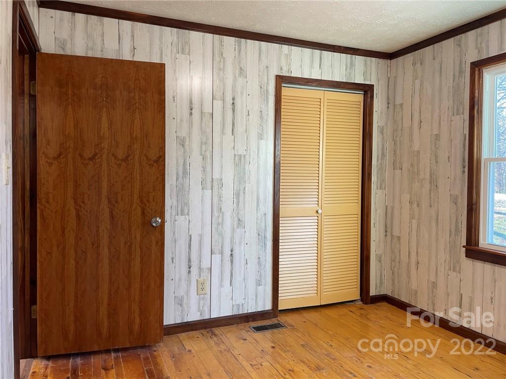 404 Bryant Road Morganton, NC 28655 - Photo 19 of 37 Gallery Image 19