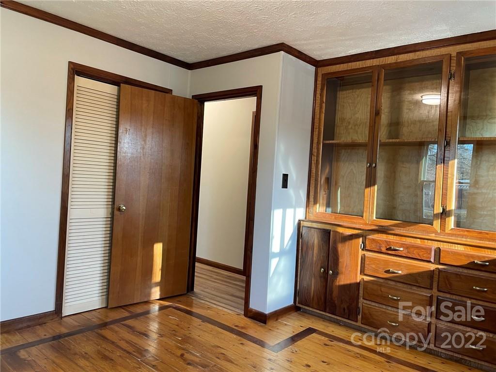 404 Bryant Road Morganton, NC 28655 - Photo 21 of 37 Gallery Image 21
