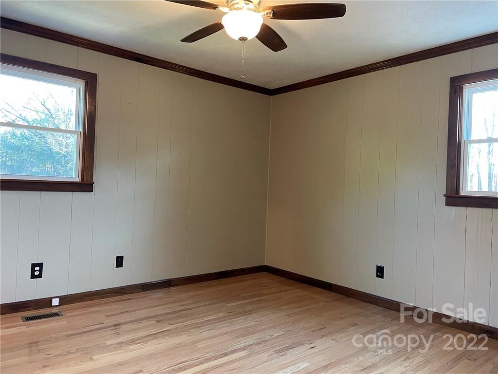 404 Bryant Road Morganton, NC 28655 - Photo 23 of 37 Gallery Image 23