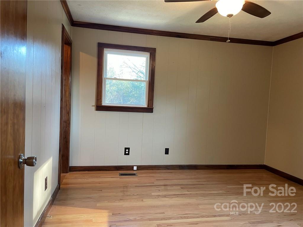 404 Bryant Road Morganton, NC 28655 - Photo 24 of 37 Gallery Image 24