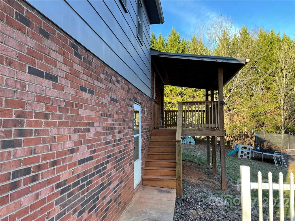 404 Bryant Road Morganton, NC 28655 - Photo 31 of 37 Gallery Image 31