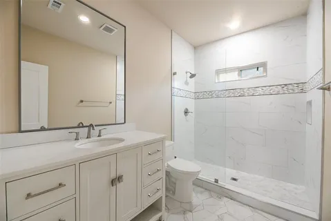 $489,000 | 807 Hollywood Avenue, Dallas, TX 75208