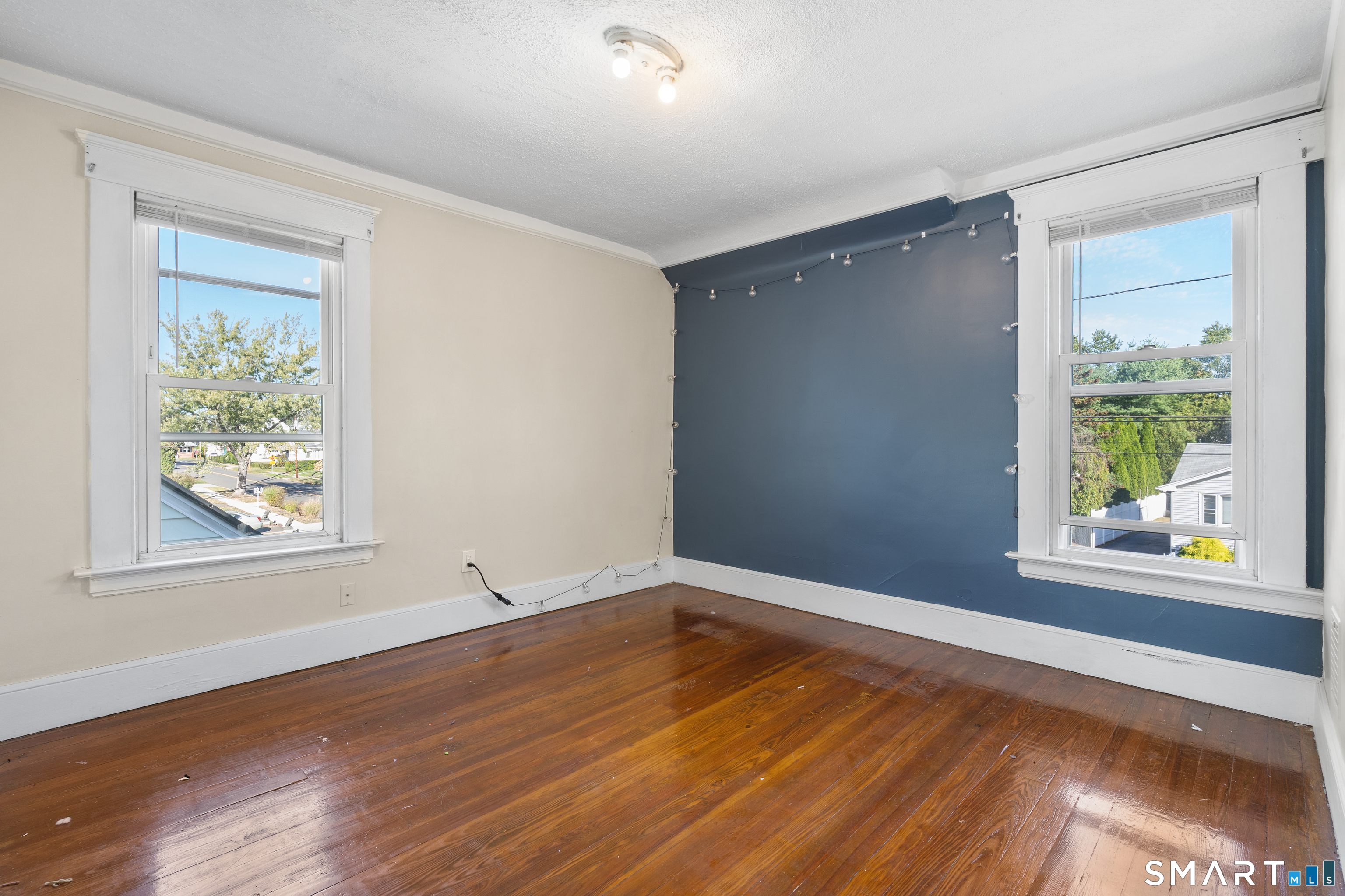 304 Fairview Avenue Hamden, CT 06514 - Photo 5 of 10