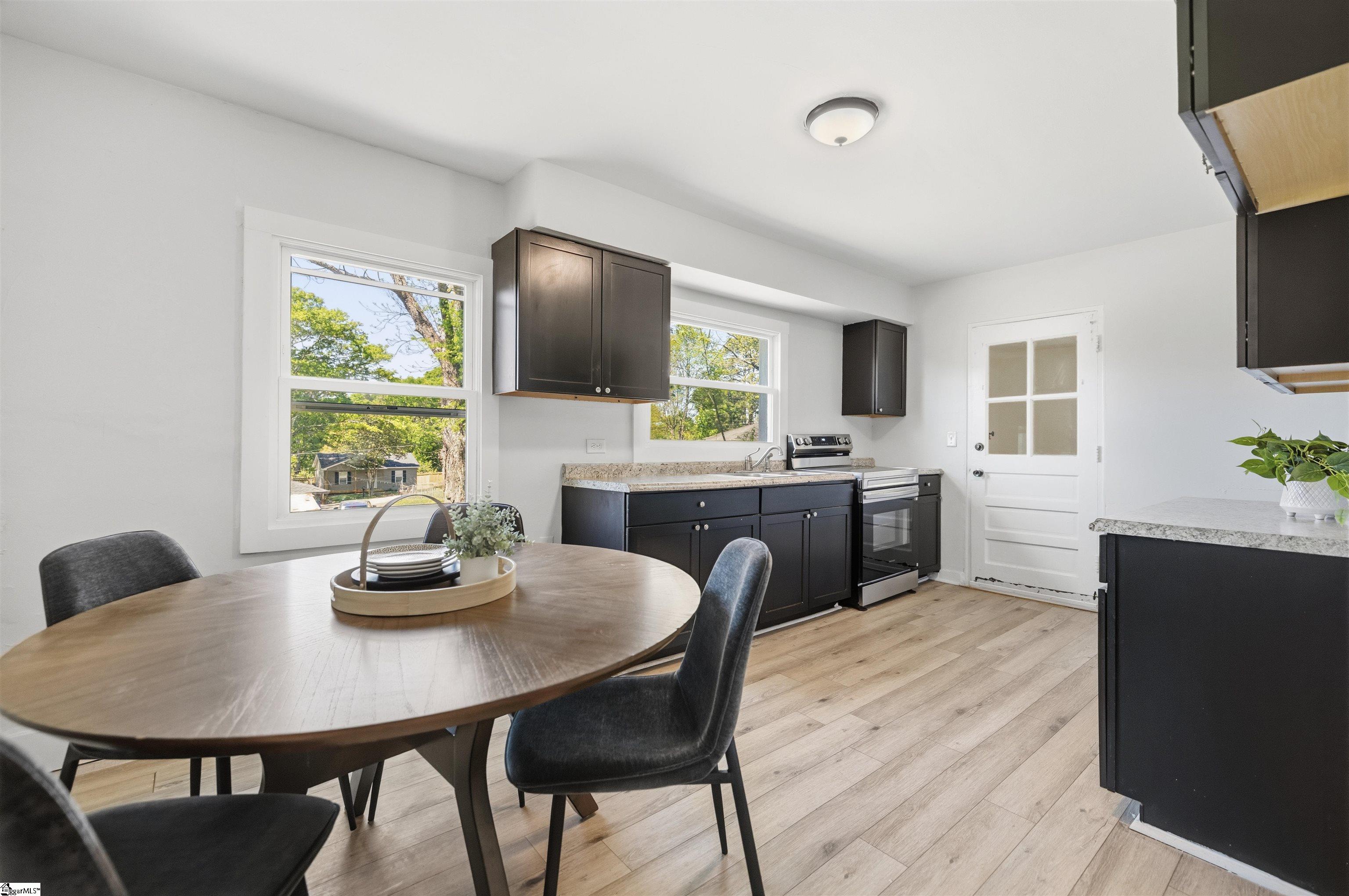 1312 Dooley Street Anderson, SC 29624 - Photo 7 of 25