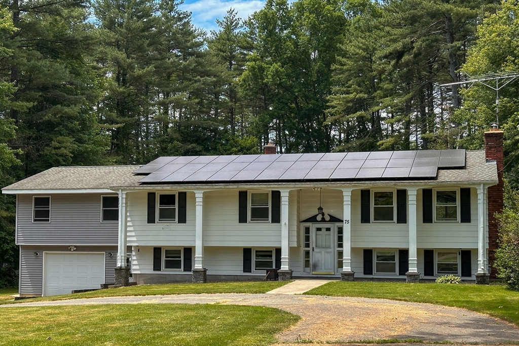 75 Bridle Road Ludlow, MA 01056 - Photo 3 of 27