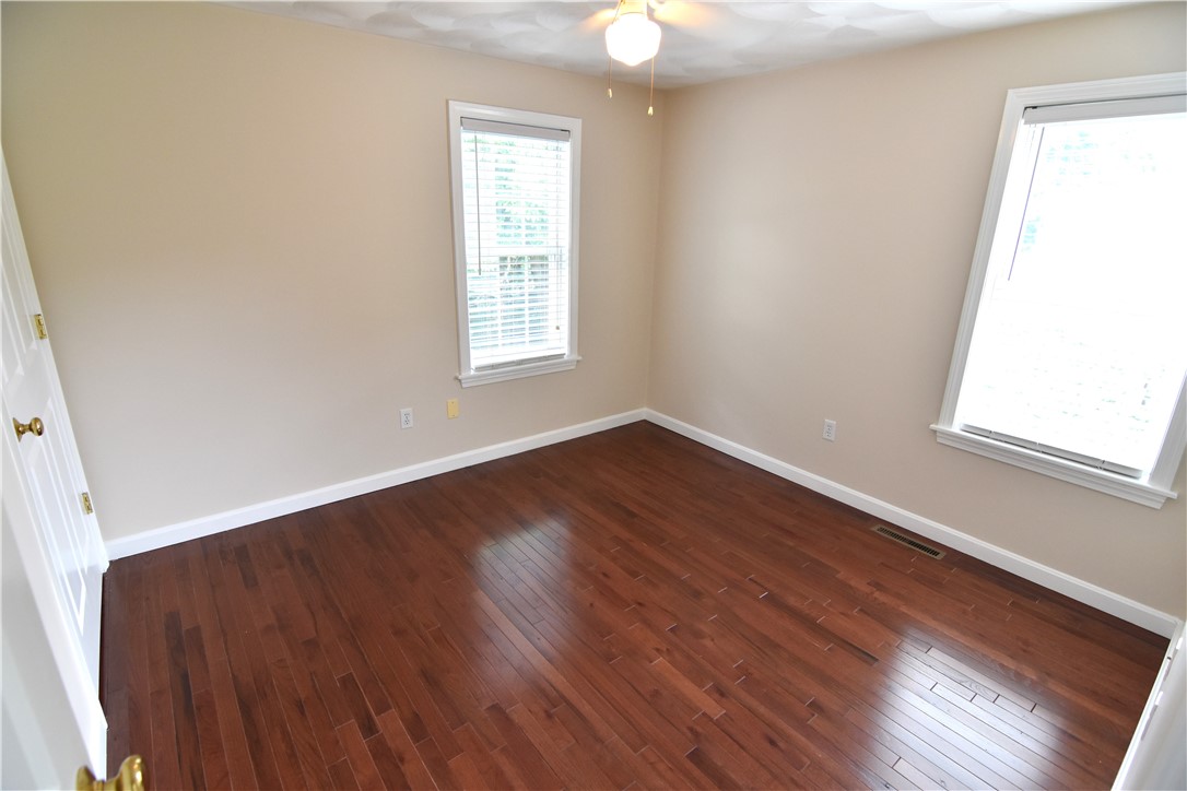21 Breakneck Hill Road Lincoln, RI 02865 - Photo 11 of 21 2CND BEDROOM