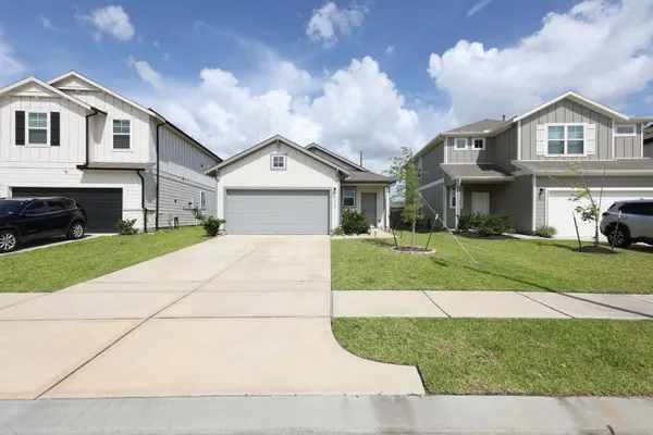 $2,000 | 17922 Plow Beam Drive, Hockley, TX 77447