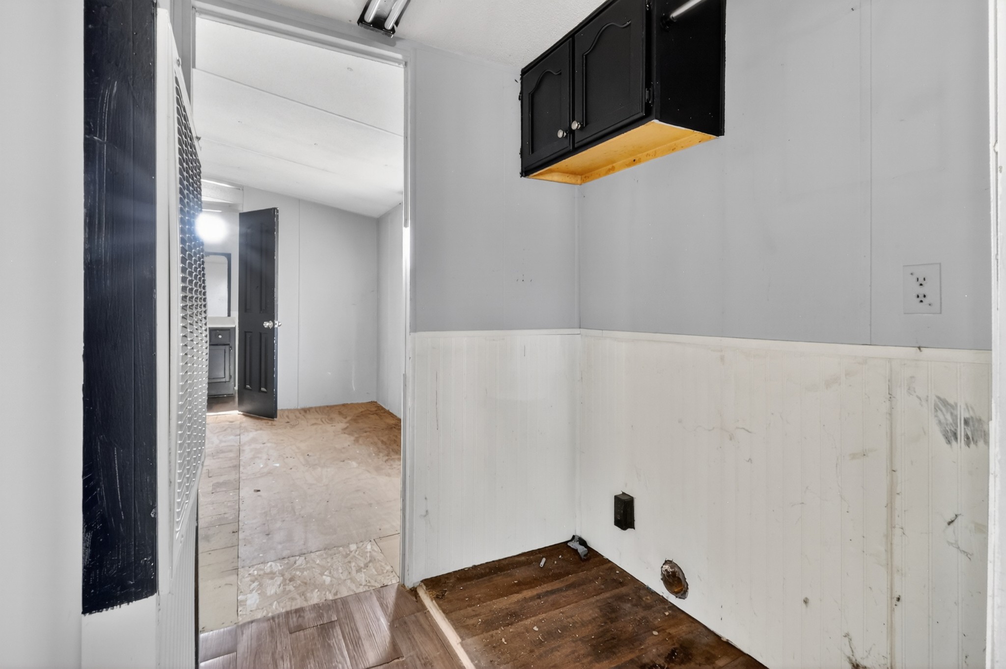 285 George Akins Road Westmoreland, TN 37186 - Photo 9 of 26 a view of storage and utility