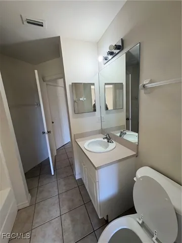 $1,800 | 2702 Southwest 9th Avenue, Cape Coral, FL 33914