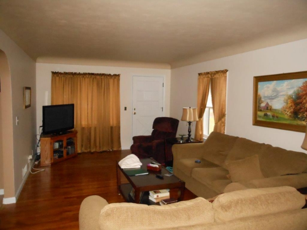 288 West Giles Road Muskegon, MI 49445 - Photo 18 of 45 288 W. Giles Rd. Muskegon 49445 003