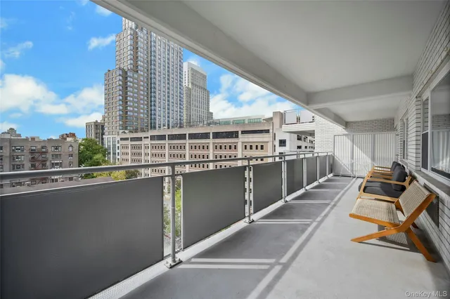 $400,000 | 300 Martine Avenue, Unit 7B, White Plains, NY 10601