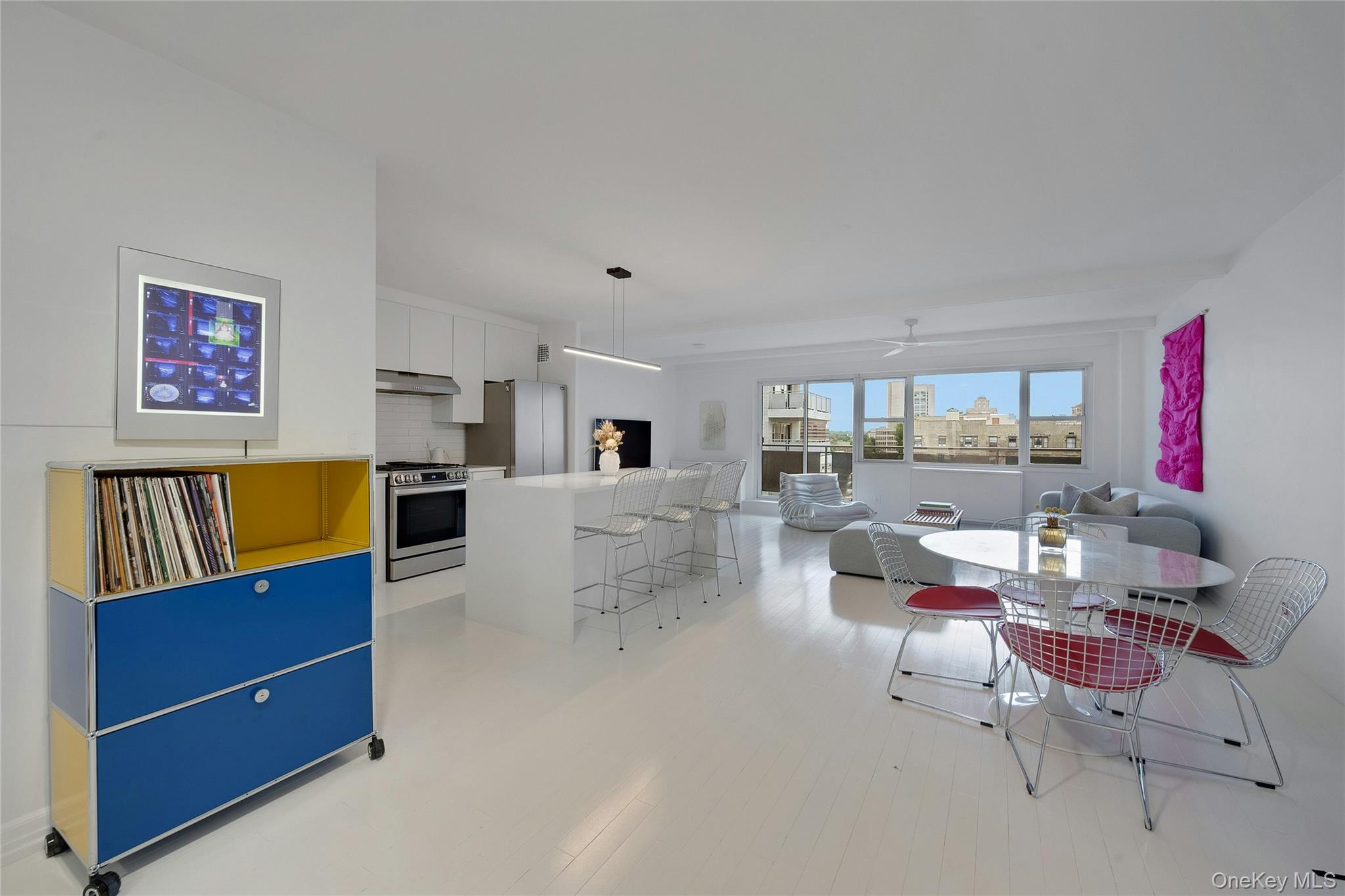 300 Martine Avenue, Unit 7B White Plains, NY 10601 - Photo 6 of 29 a living room with furniture and a wooden floor