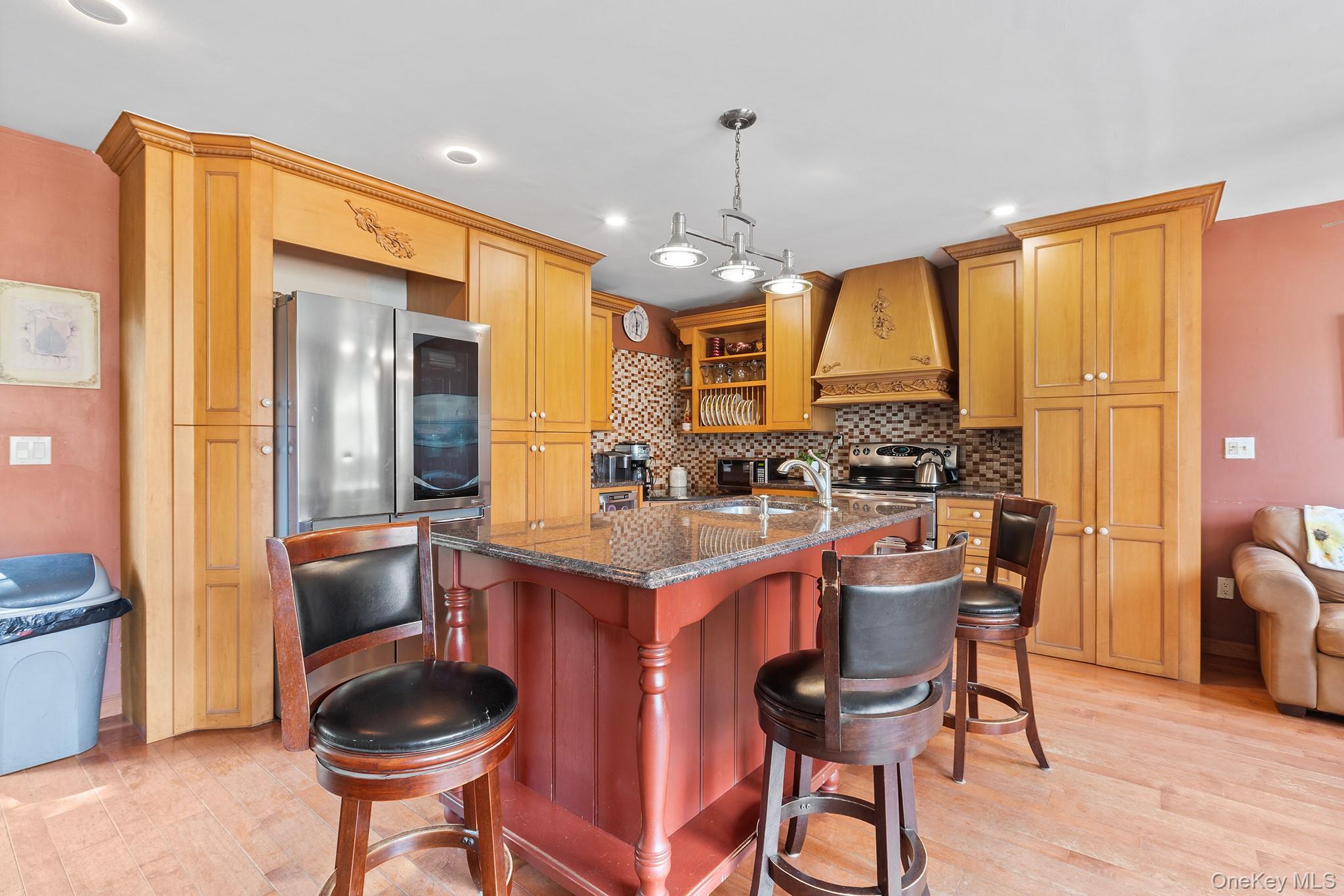 37 South Plank Road Westtown, NY 10998 - Photo 4 of 22