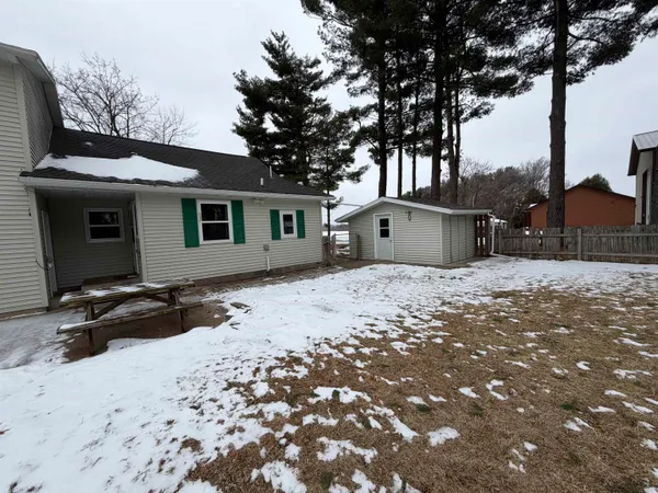 $219,900 | 621 Dwight Street, Boscobel, WI 53805