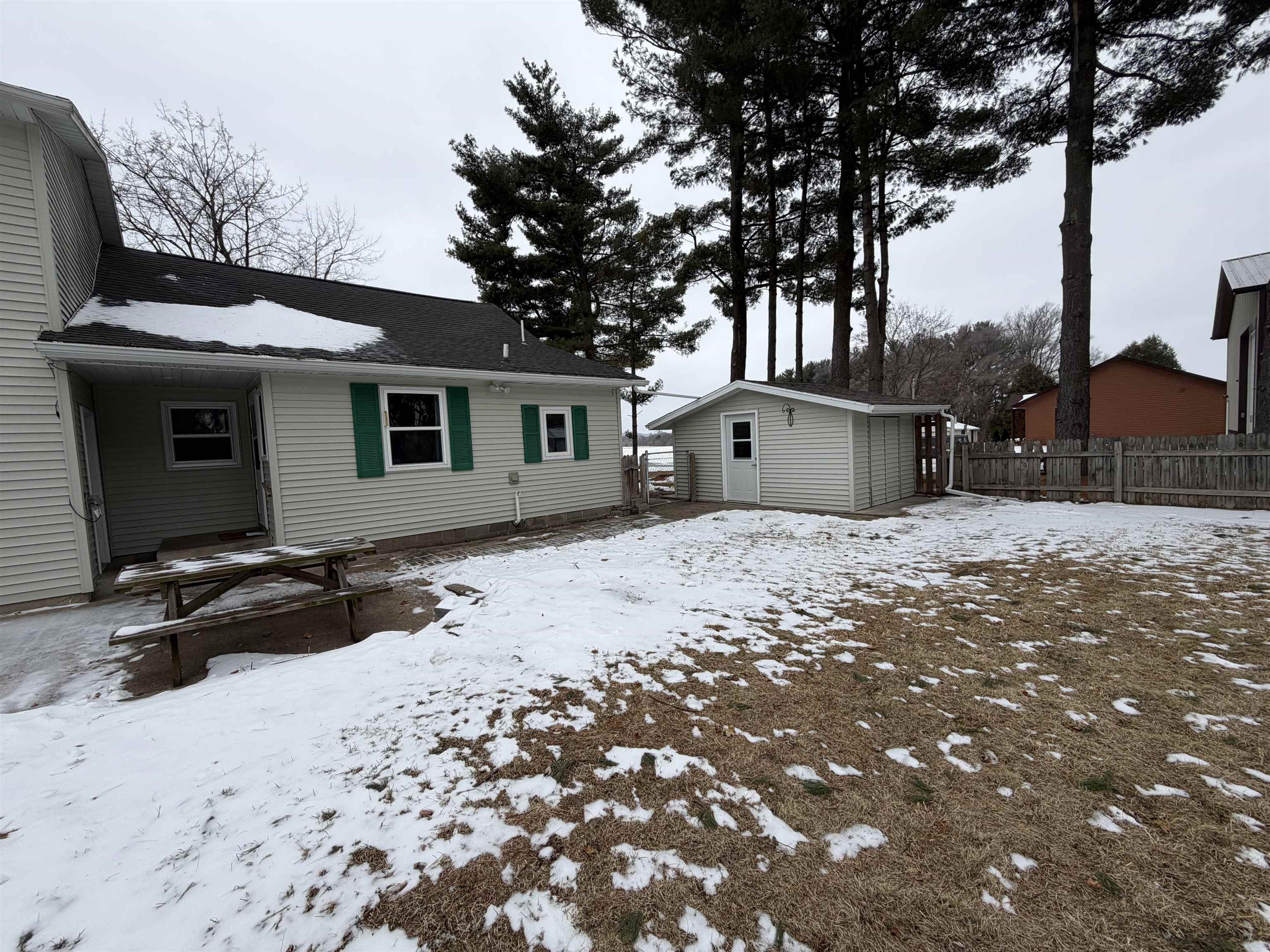 621 Dwight Street Boscobel, WI 53805 - Photo 4 of 23