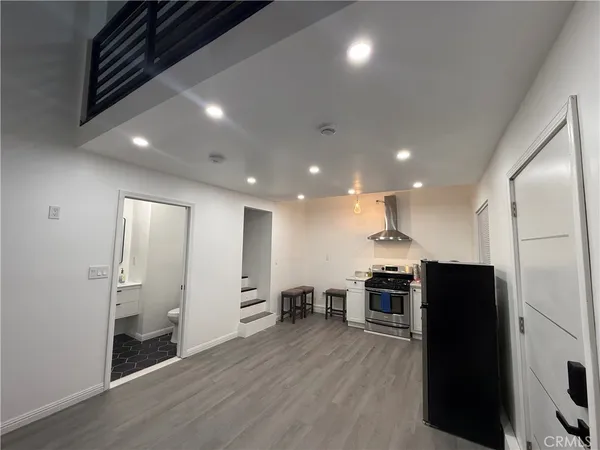 $2,100 | 12119 Bambi Place, Granada Hills, CA 91344