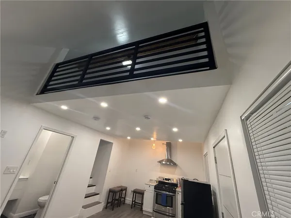 $2,100 | 12119 Bambi Place, Granada Hills, CA 91344