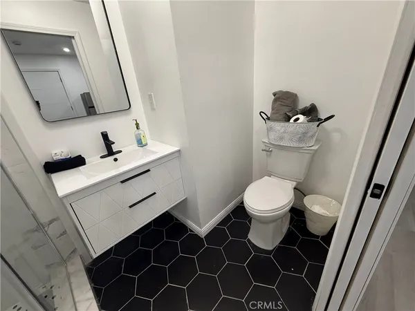 $2,100 | 12119 Bambi Place, Granada Hills, CA 91344