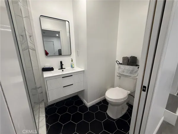 $2,100 | 12119 Bambi Place, Granada Hills, CA 91344