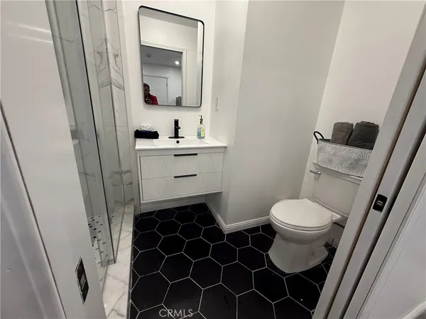 $2,100 | 12119 Bambi Place, Granada Hills, CA 91344