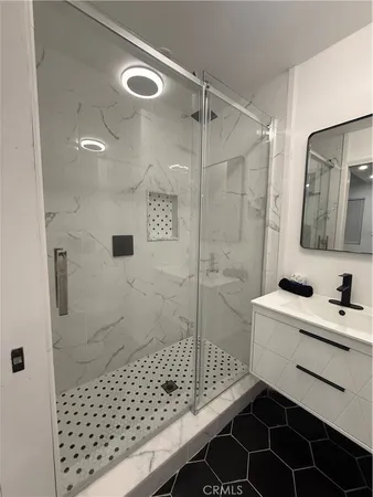 $2,100 | 12119 Bambi Place, Granada Hills, CA 91344