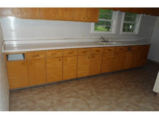 175 Oaksmere Road Springfield, OH 45503 - Photo 4 of 10