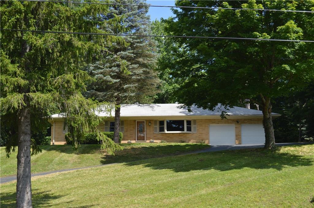 426 Shrine Road Springfield, OH 45504 - Photo 4 of 42